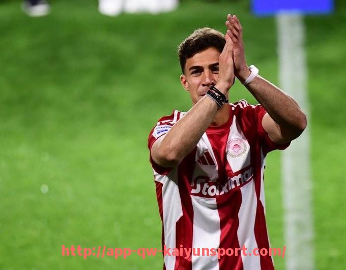 开云体育官网app下载-英超狼队球员内托的特点及赛场风格分析